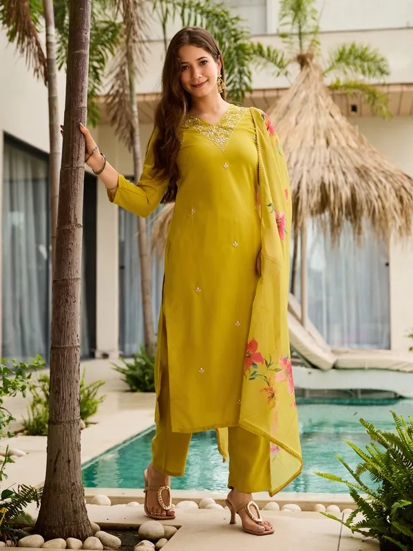 Lemon_Yellow_Rayon_Slub_Embroidered_Kurta_Set_With_Organza_Dupatta_For_Women