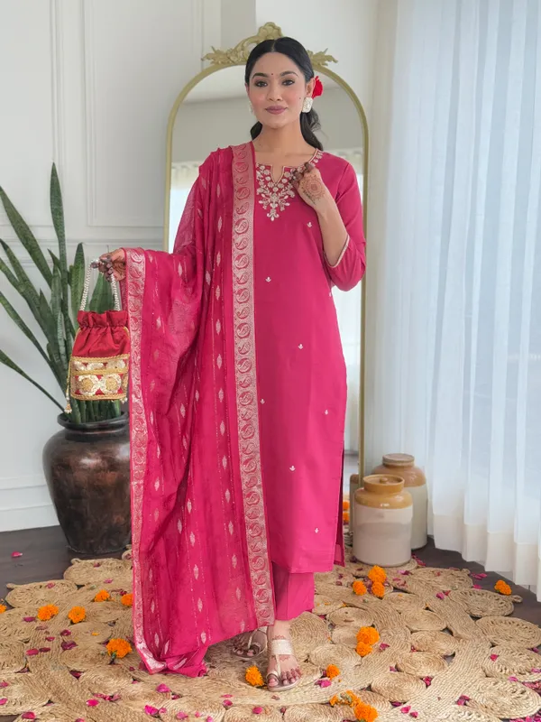Rani_Viscose_Silk_Embroidered_Kurta_Set_With_Viscose_Jacquard_Dupatta_For_Women