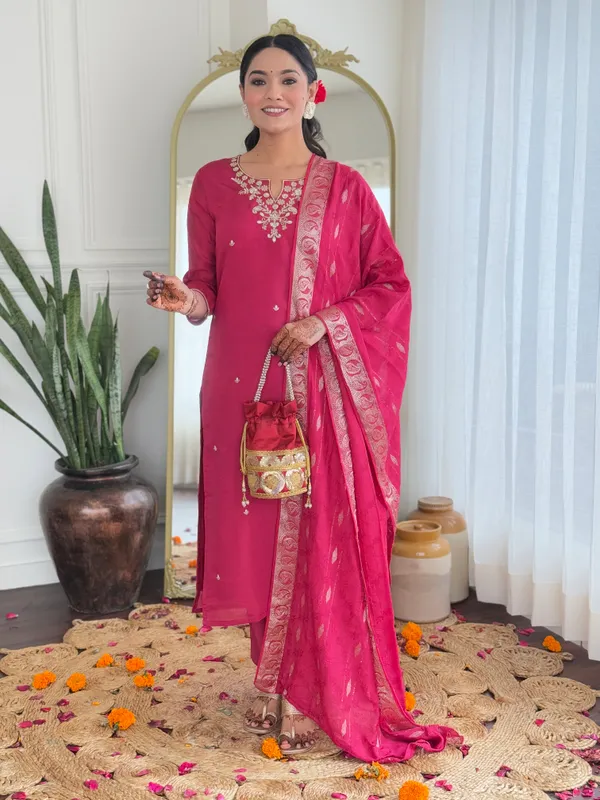 Rani_Viscose_Silk_Embroidered_Kurta_Set_With_Viscose_Jacquard_Dupatta_For_Women