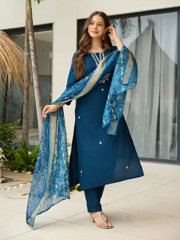 Petrol_Rayon_Embroidered_Kurta_Set_With_Organza_Dupatta_For_Women