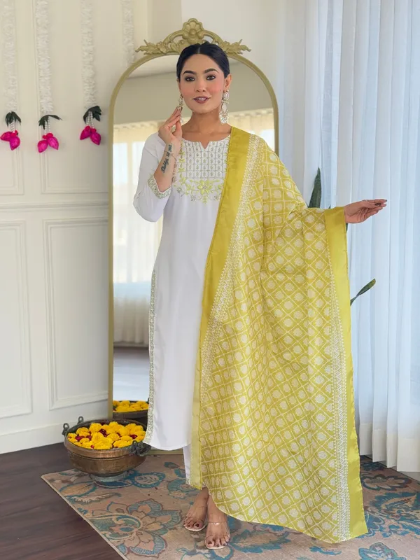 White_Viscose_Embroidered_Kurta_Set_With_Taby_Dupatta_For_Women