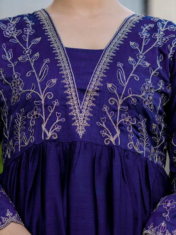 Blue_Vichitra_Silk_Embroidered_Kurta_Set_With_Vichitra_Silk_Dupatta_For_Women