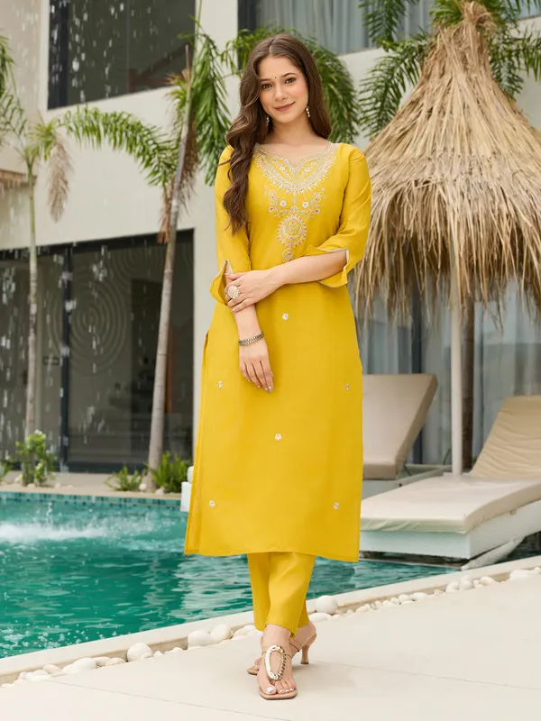 Mustard_Viscose_Embroidered_Kurta_Set_With_Jacquard_Dupatta_For_Women