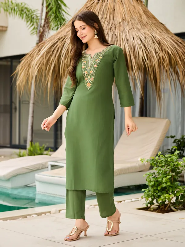 Olive_Green_Rayon_Embroidered_Kurta_Set_With_Taby_Dupatta_For_Women