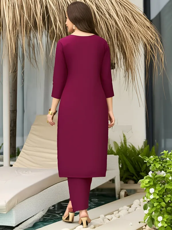 Maroon_Rayon_Embroidered_Kurta_Set_With_Taby_Dupatta_For_Women