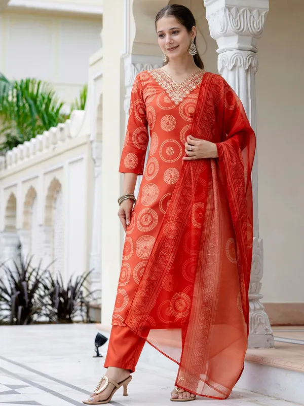 Orange _Rayon_Embroidered_Kurta_Set_With_Taby_Dupatta_For_Women
