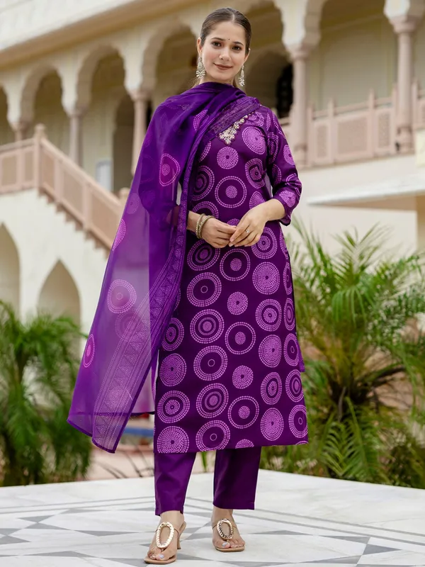 Purple_Rayon_Embroidered_Kurta_Set_With_Taby_Dupatta_For_Women