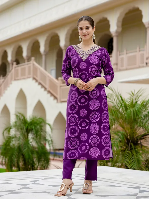 Purple_Rayon_Embroidered_Kurta_Set_With_Taby_Dupatta_For_Women