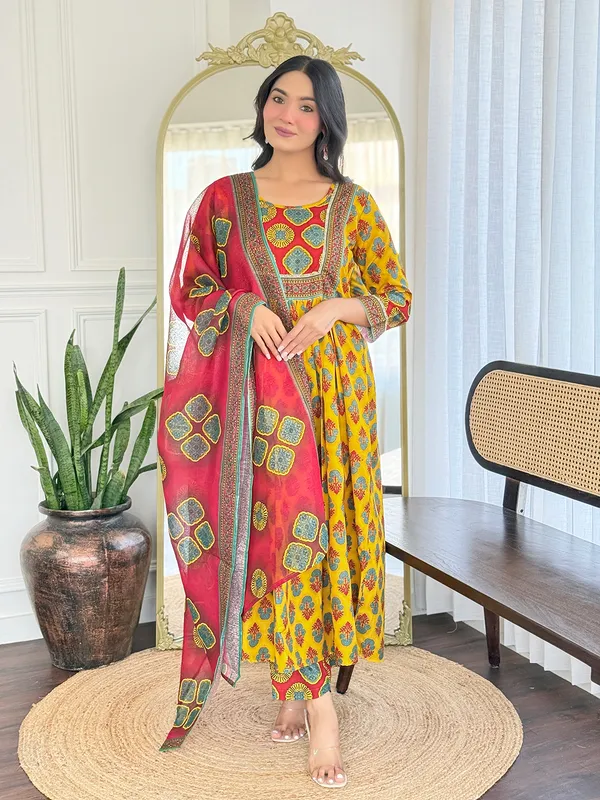 Yellow_Rayon_Embroidered_Kurta_Set_With_Linen_Dupatta_For_Women