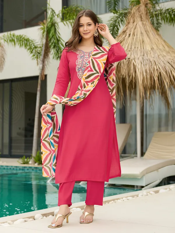 Red_Gajari_Rayon_Embroidered_Kurta_Set_With_Art_Silk_Dupatta_For_Women