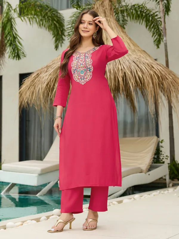 Red_Gajari_Rayon_Embroidered_Kurta_Set_With_Art_Silk_Dupatta_For_Women