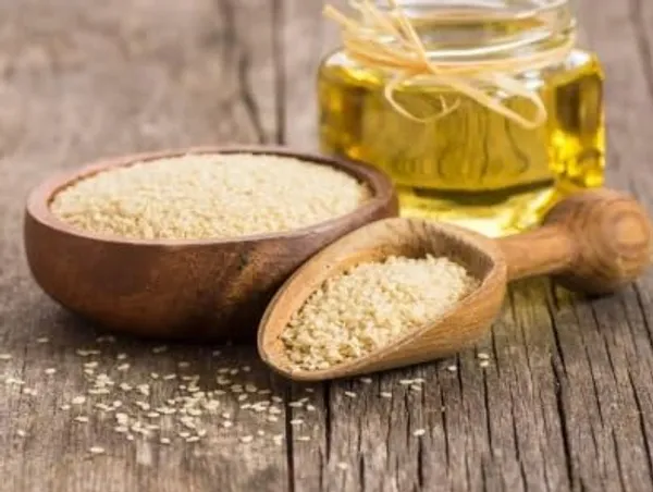 Cold_Pressed_Sesame_(Gingelly)_Oil_Kolhu/Kacchi_Ghani_Til_Oil_Naturally_Cholesterol-Free_Rich_Aroma_&_Flavour_Of_Real_Sesame_Seeds