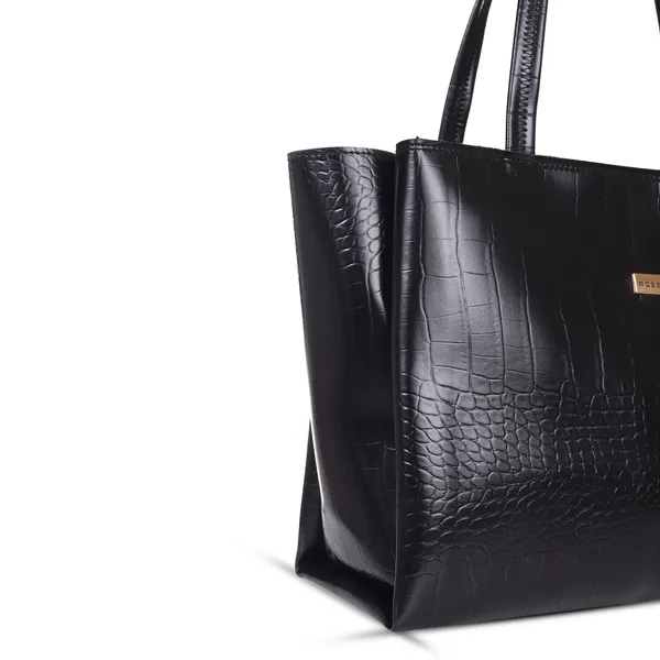 Black_Premium_Faux_Leather_Shoulder_Bag_For_Women