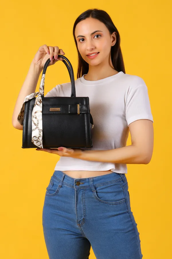 Black_Premium_Faux_Leather_Handbag_For_Women