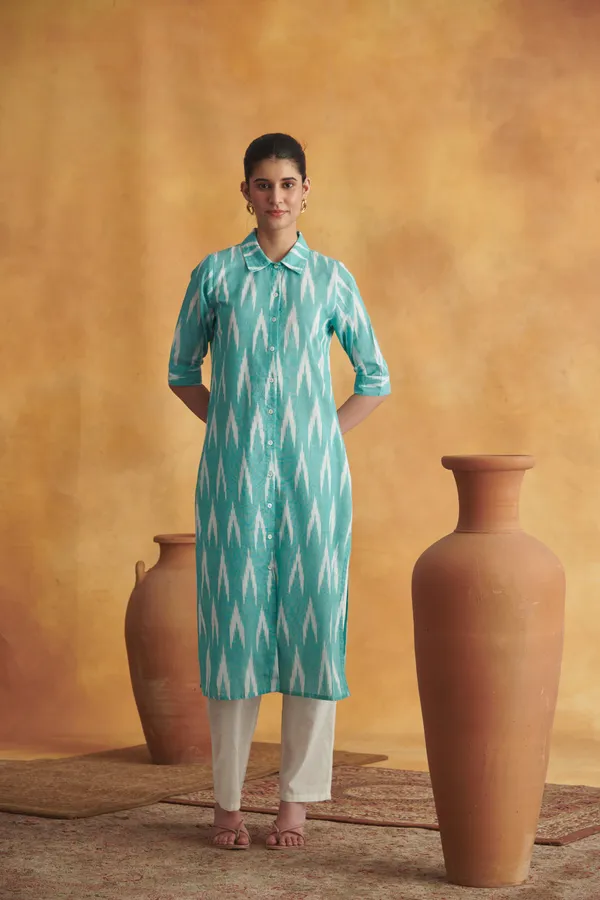 Ekvaa_Ramagreen_Cotton_Premium_&_Elegant_Ikat_Kurta_For_Women