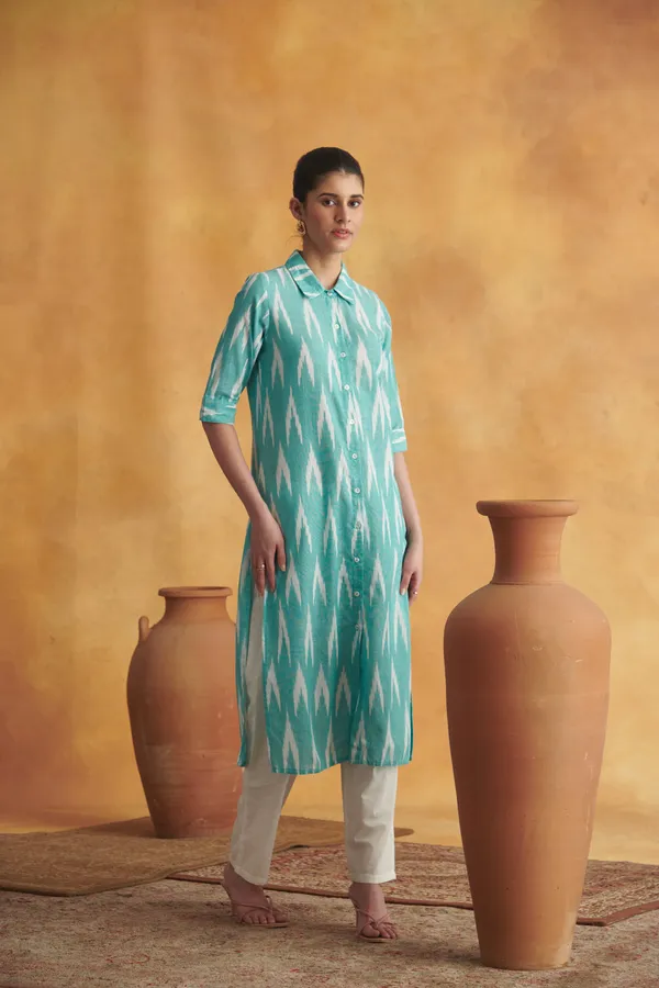 Ekvaa_Ramagreen_Cotton_Premium_&_Elegant_Ikat_Kurta_For_Women