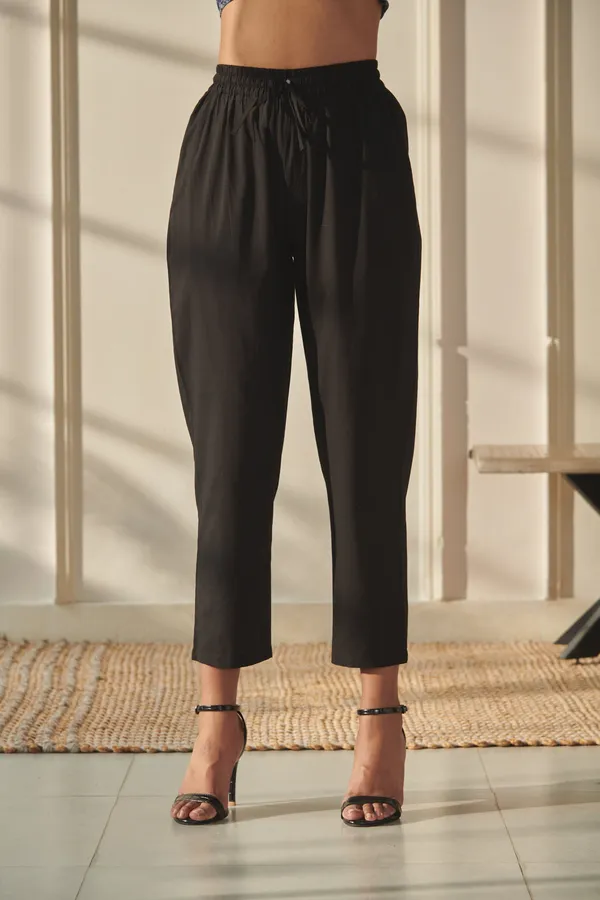 Ekvaa_Black_Cotton_Premium_And_Elegant_Solid_Pant_For_Women_