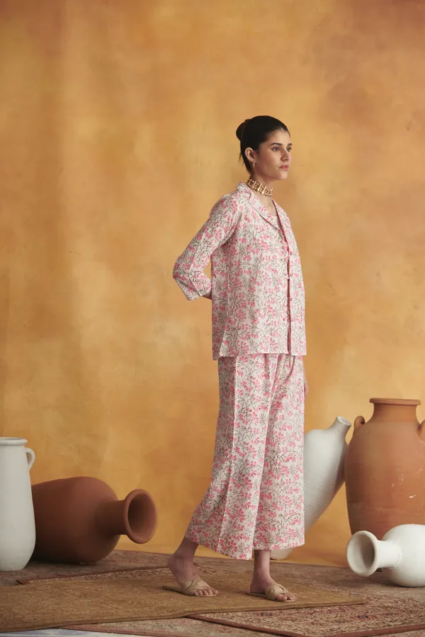 Ekvaa_White_and_Pink_Cotton_Handblock_Premium_And_Elegant_Printed_Co_Ord_Set_For_Women
