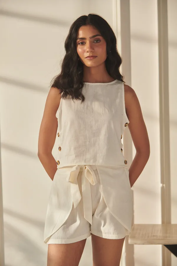 Ekvaa_Off_White_Cotton_Premium_&_Elegant_Solid_Co-Ord_Set_For_Women