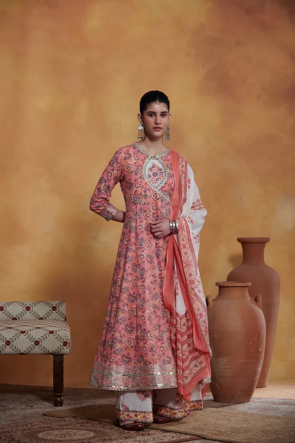 Ekvaa_Peach_Cotton_Premium_&_Elegant_Printed_Kurta_Set_For_Women
