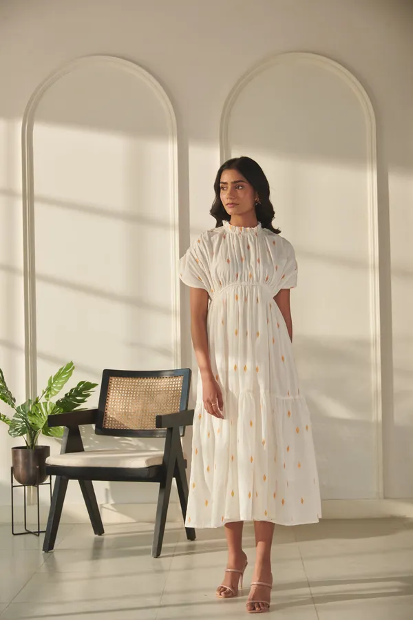 Ekvaa_Off_White_Cotton_Premium_&_Elegant_Ikat_Dress_For_Women