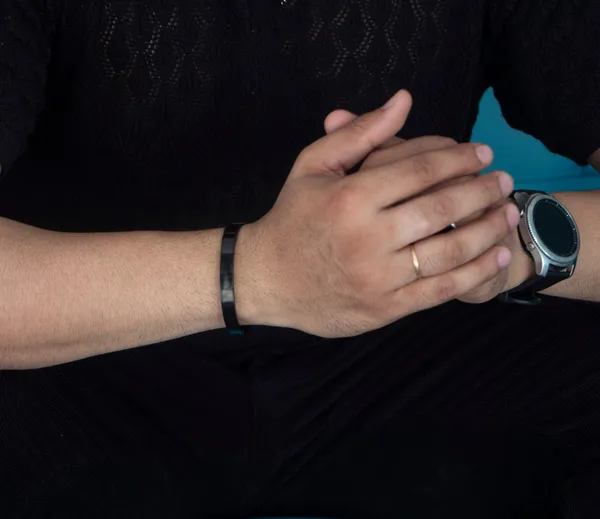 Black_Stainless_Steel_Sirius_Openable_Oval_Kada_Black_Kada_Waterproof_&_Anti-Tarnish_&_Rust-Free_Bracelets_(8_Mm)