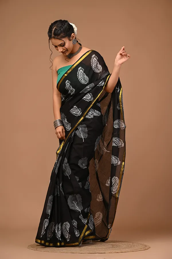Black_Pure_Cotton_Mulmul_Zari_Border_Saree_with_Blouse