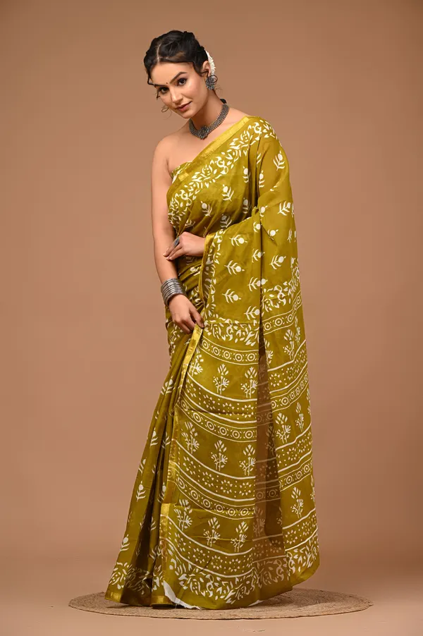 Green_Printed_Mulmul_Cotton_Saree_for_Women_with_Zari_Border