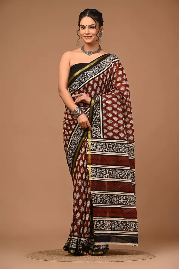 Maroon_Printed_Mulmul_Cotton_Saree_for_Women_With_Zari_Border