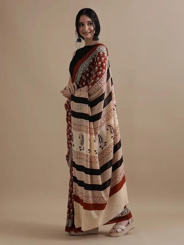 Maroon_Soft_Cotton_Printed_Saree_For_Women