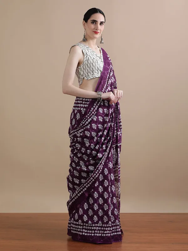 Purple_Soft_Cotton_Floral_Saree_For_Women