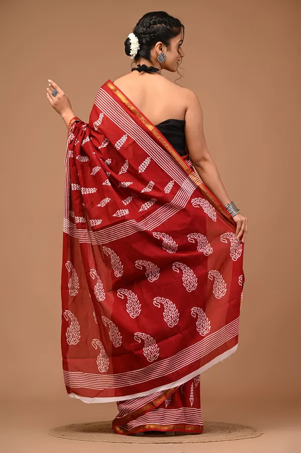 Red_Pure_Cotton_Mulmul_Zari_Border_Saree_with_Blouse