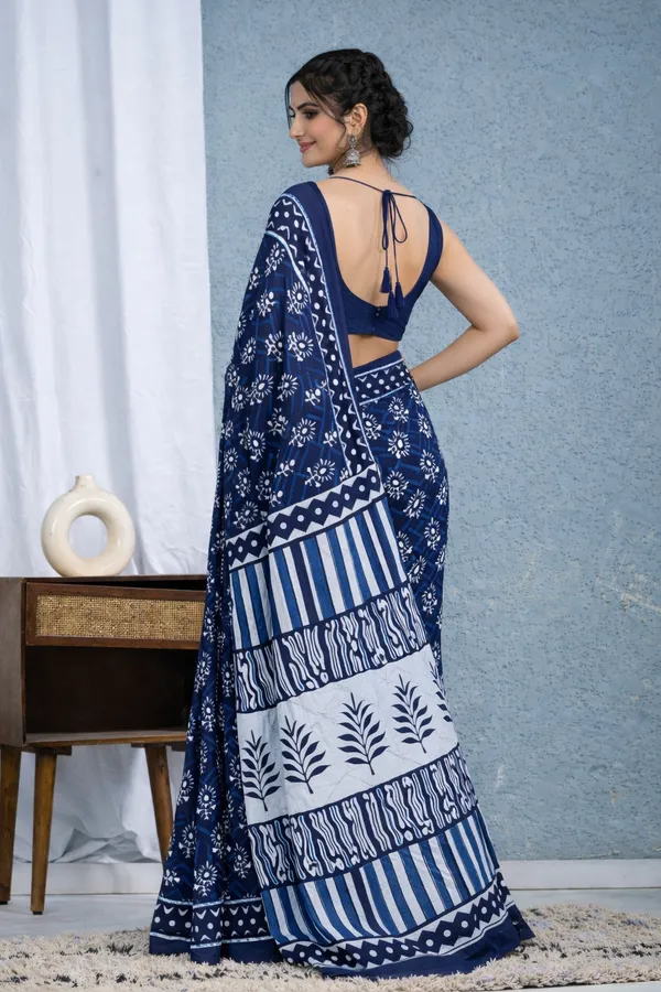 Turquoise_&_White_Cotton_Block_Prints_Saree_For_Women