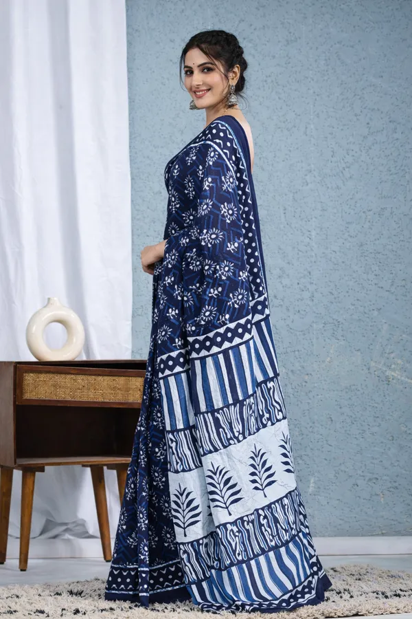 Turquoise_&_White_Cotton_Block_Prints_Saree_For_Women