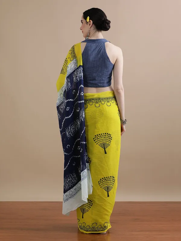 Yellow_Blue_Printed_Pure_Cotton_Mulmul_Saree_with_Blouse
