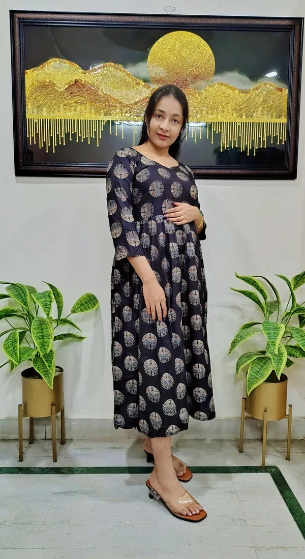 Black_Cotton_Printed_Umbrella_Kurta_For_Women