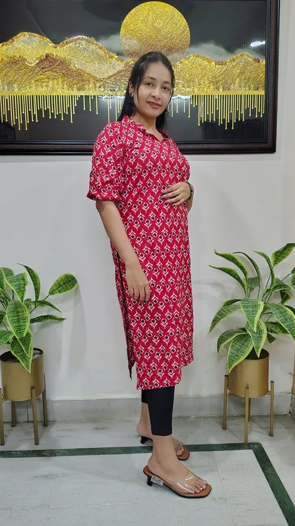 Red_Floral-Print_Cotton_Kurta_With_Collar_Neck_And_Elastic_Adjustable_Sleeves_For_Women