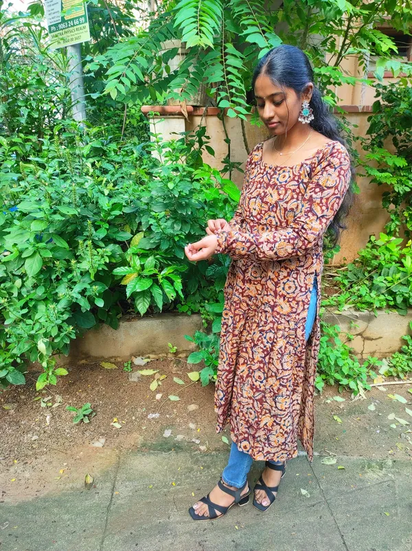 Maroon_Elegant_Kalamkari_Frilled_Kurta_With_Hand_Block_Print_For_Women