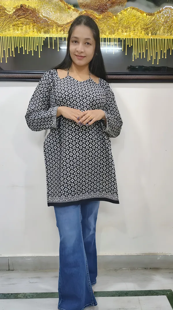 Black_Printed_Short_Kurta_Featuring_Halter_Neck_And_Full_Sleeves_For_Women