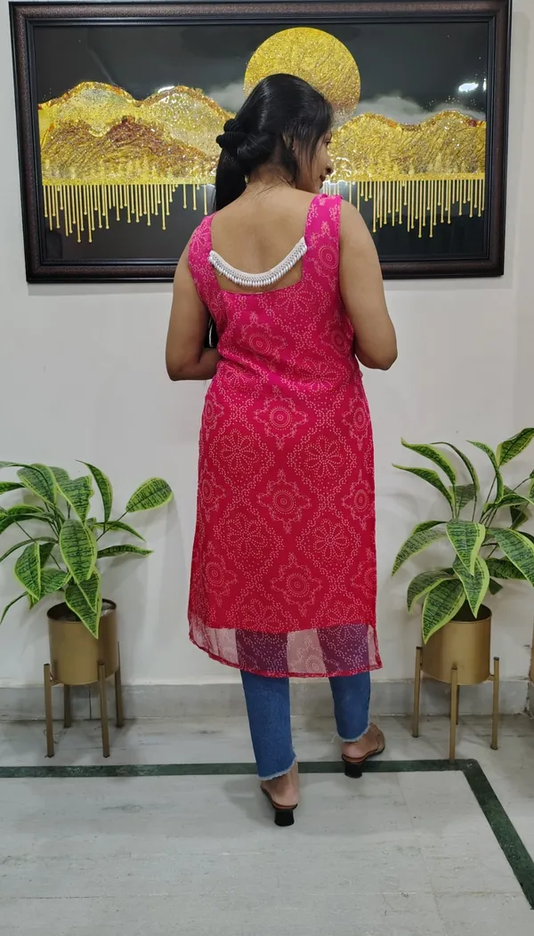 Pink_Dual_Shade_Bandhani-Print_Sleeveless_Georgette_Kurta_With_Back_Pearl_Lace_For_Women