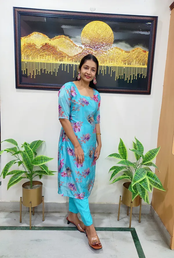 Sky_Blue_Blooming_Floral_Print_Kurta_Set_For_Women