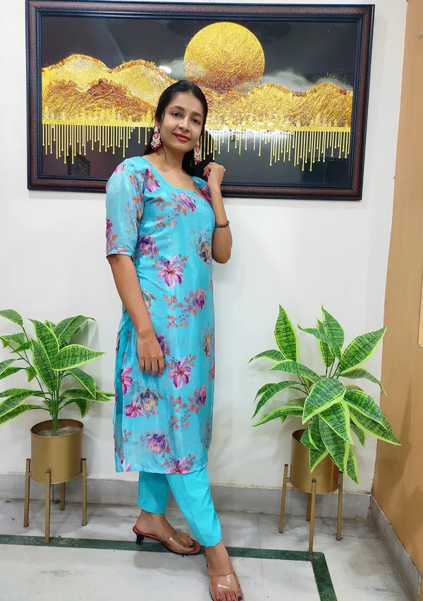 Sky_Blue_Blooming_Floral_Print_Kurta_Set_For_Women