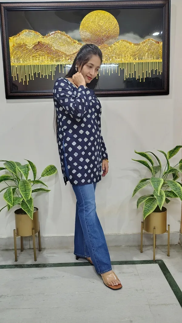 Navy_Blue_Bandhani_Printed_Cotton_Short_Kurti_With_Full_Sleeves_For_Women