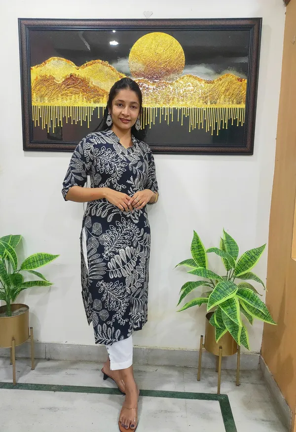 Black_&_White_Embrace_New_And_Leaf_Print_Collar_Neck_Kurta_With_Pant_For_Women