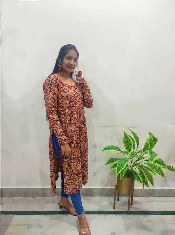 Red_Elegant_Kalamkari_Frilled_Kurta_For_Women