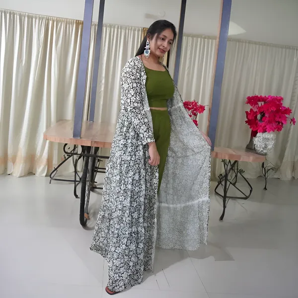 Green_Crop_Top_Set_With_Flowing_Frilled_Shrug_For_Women