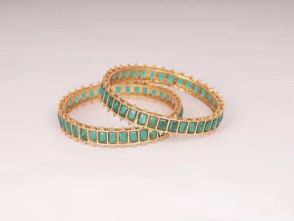 Green_Gold_Plated_Alloy_Emerald_Bangle_Set_(Pack_Of_2)