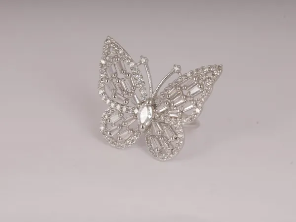 Silver_Stylish_Design_Metal_Diamond_Ring