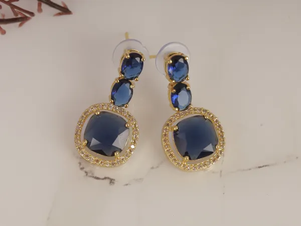Blue_Alloy_Stud_Earrings_For_Women