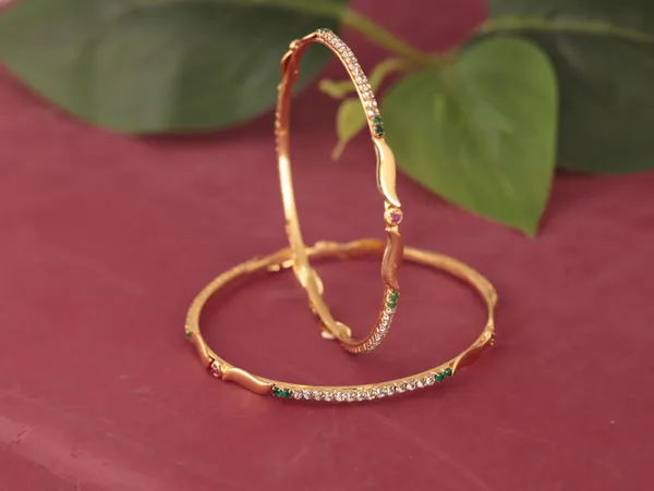 Red_Gold_Plated_Alloy_Diamond_Bangle_Set_(Pack_Of_2)
